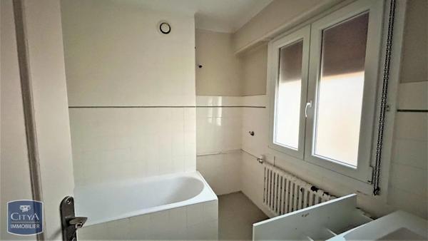 Appartement à vendre 3 pièces 88m² Saint-Julien-en-Genevois (74160)