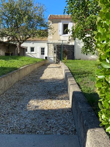 Magnac sur Touvre : Maison 75 m² avec jardin