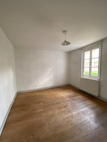 Magnac sur Touvre : Maison 75 m² avec jardin