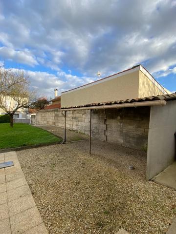 Magnac sur Touvre : Maison 75 m² avec jardin