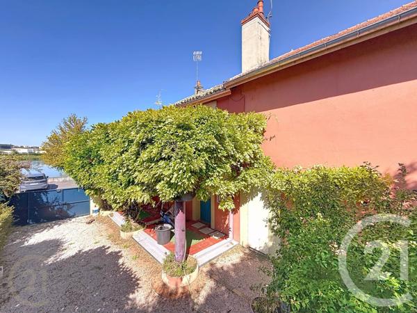 Maison à vendre  6 pièces - 160 m2 ST MARCEL - 71