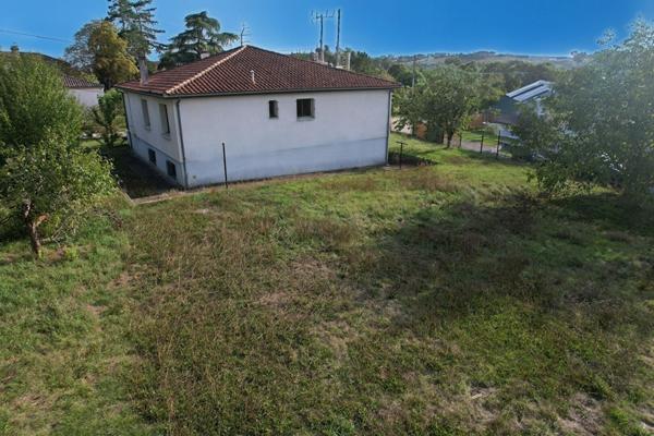 A vendre maison à Nérac de 117 m2 3 chambres, terrain et terrain