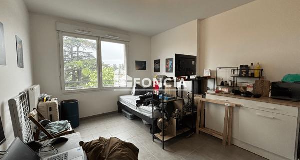 Location Studio 24.3 m² - ÉCully 69130