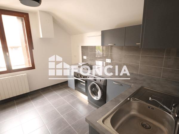 Location Appartement 2 pièces 50 m² - 49 CHEMIN DE LA CARRONNERIE Meylan 38240