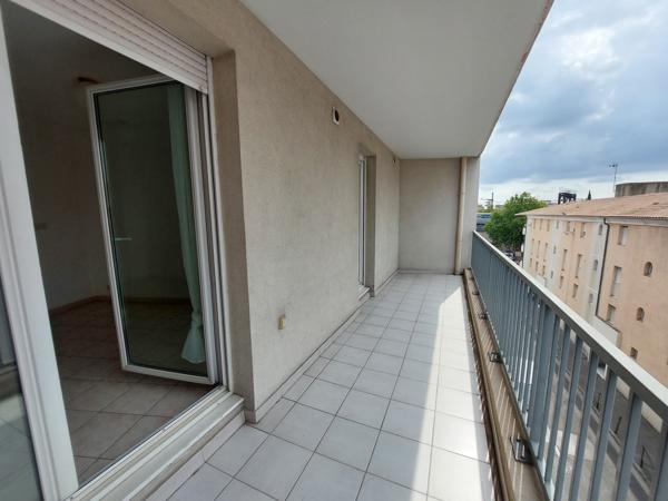 Appartement · Location Nimes (30000) 2 pièces · 37m²