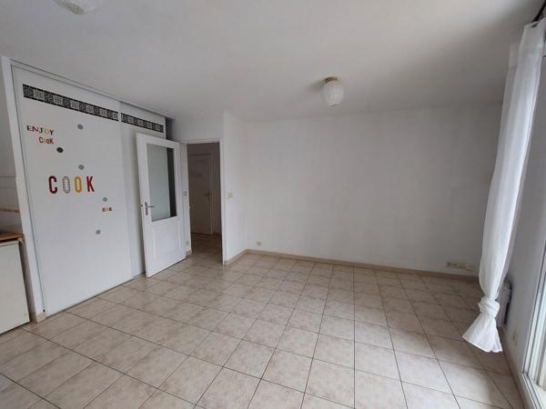 Appartement · Location Nimes (30000) 2 pièces · 37m²