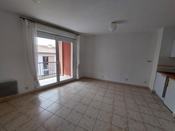 Appartement · Location Nimes (30000) 2 pièces · 37m²