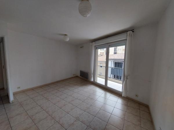 Appartement · Location Nimes (30000) 2 pièces · 37m²