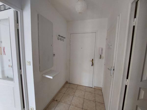 Appartement · Location Nimes (30000) 2 pièces · 37m²
