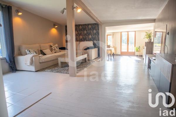 Maison 5 pièces de 135 m² à Grisy-Suisnes (77166)