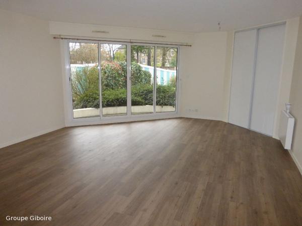 Appartement T2 à louer - 49 m² (réf : 565252)