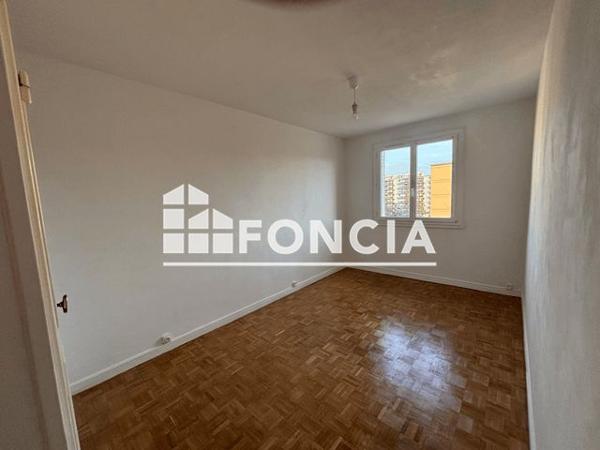 Location Appartement 4 pièces 69.09 m² - Sainte Foy Les Lyon 69110