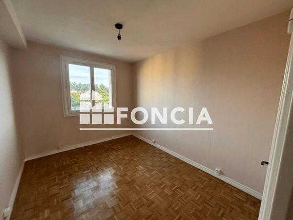 Location Appartement 4 pièces 69.09 m² - Sainte Foy Les Lyon 69110