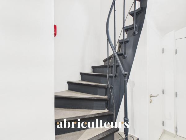 Bel appartement rénové et lumineux dans un quartier recherché du 18ème arrondissement