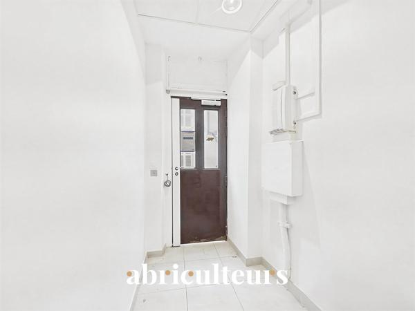 Bel appartement rénové et lumineux dans un quartier recherché du 18ème arrondissement
