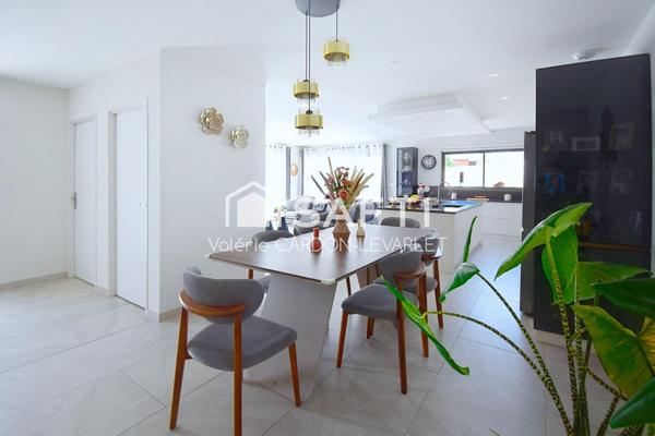 Villa contemporaine de plain-pied de 146 m2