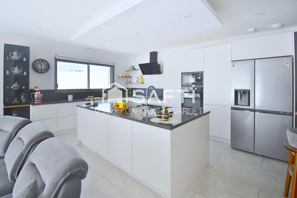Villa contemporaine de plain-pied de 146 m2