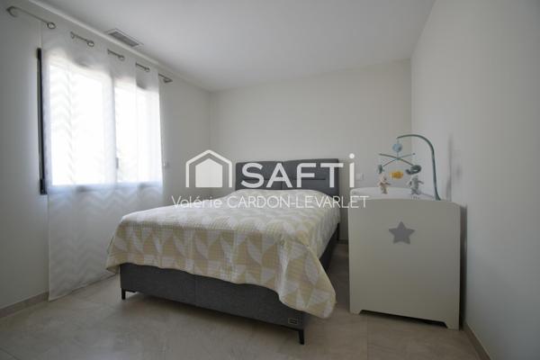 Villa contemporaine de plain-pied de 146 m2