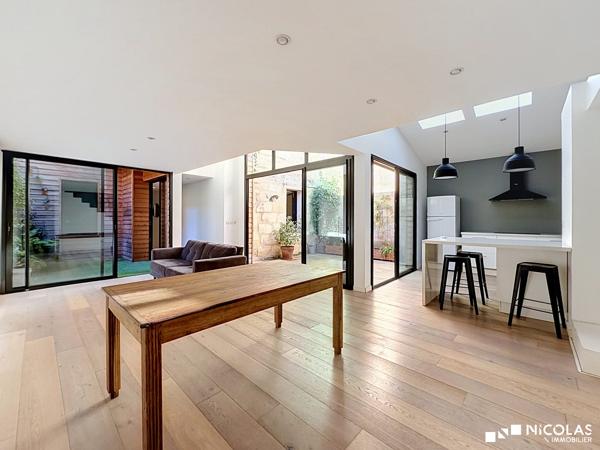 Loft contemporain avec terrasse, patio et garage – Bordeaux Saint-Nicolas