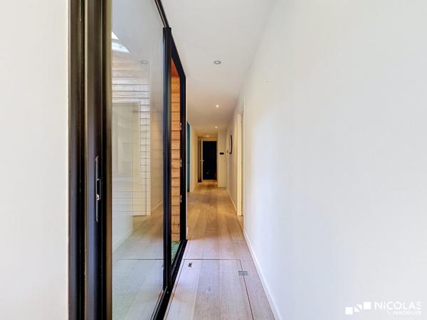 Loft contemporain avec terrasse, patio et garage – Bordeaux Saint-Nicolas