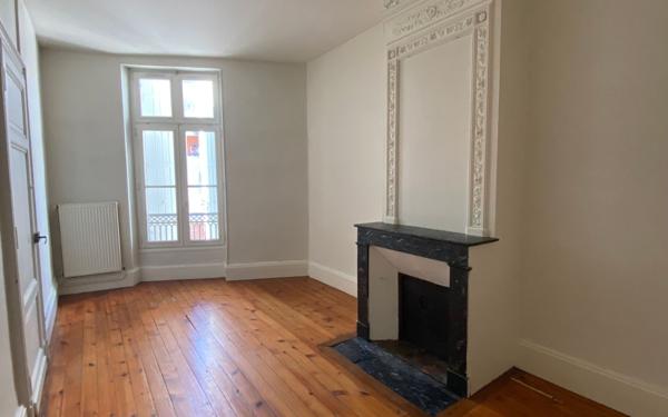 Appartement à louer    2 pièces • 50,84 m2 Agen