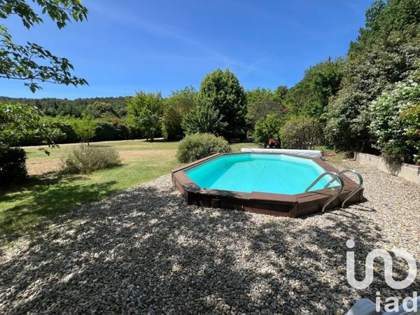 Maison à vendre 7 pièces 160 m² Peyrolles-en-Provence