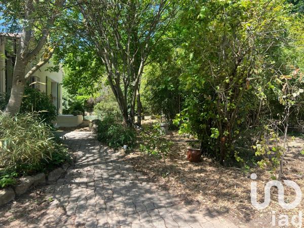 Maison à vendre 7 pièces 160 m² Peyrolles-en-Provence