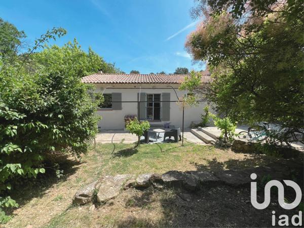 Maison à vendre 7 pièces 160 m² Peyrolles-en-Provence