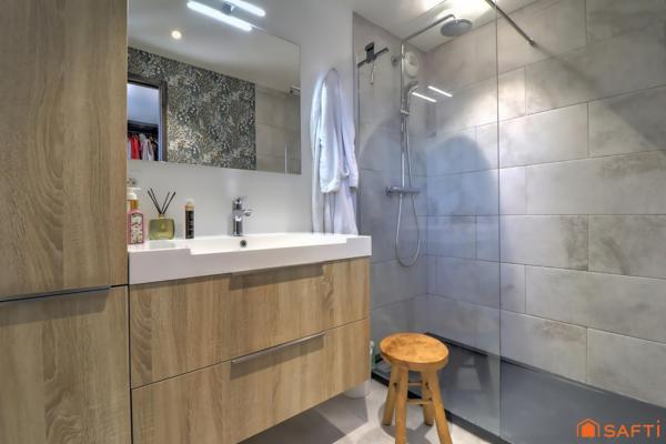 Vienne, propriété d’exception de 400 m² sur 6 100 m² de terrain paysagé.