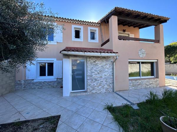 Belle grande maison familiale avec piscine