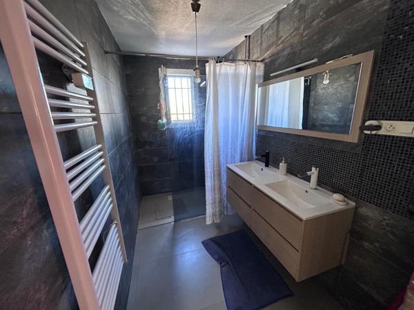 Belle grande maison familiale avec piscine