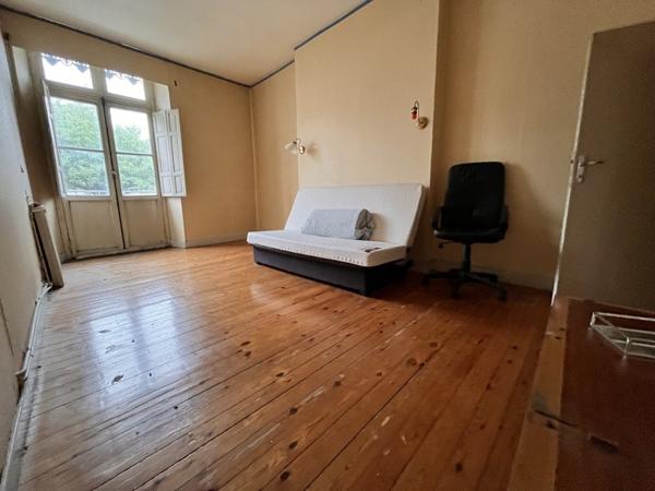 Appartement à vendre 61 600 € Saint-Gaudens 4 p 106 m² DPE D