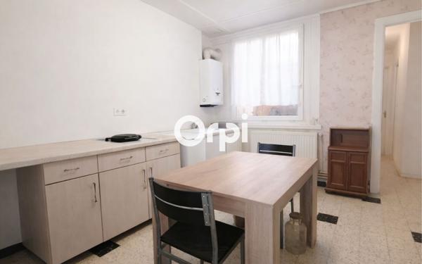 Immeuble à vendre    6 pièces • 143 m2 Tourcoing