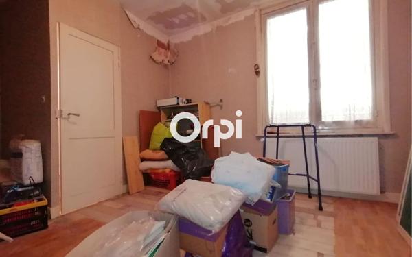 Immeuble à vendre    6 pièces • 143 m2 Tourcoing