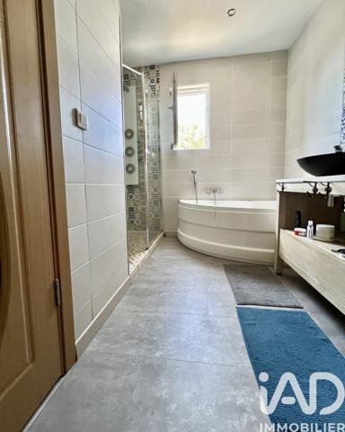 Maison à vendre 7 pièces 143 m² Aigrefeuille-d'Aunis