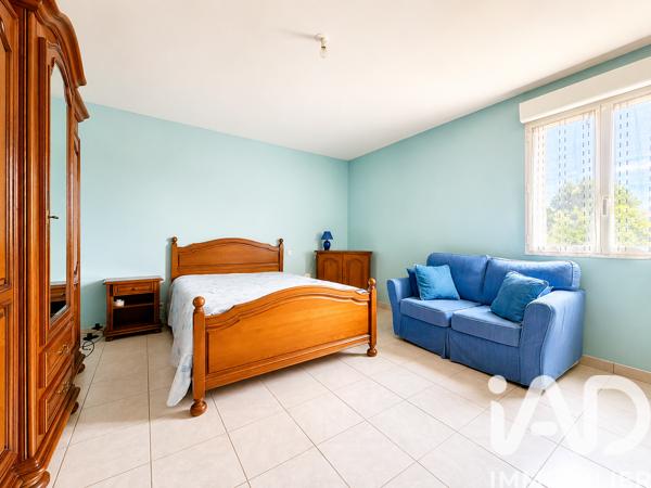 Maison à vendre 5 pièces 224 m² Saint-Palais-sur-Mer