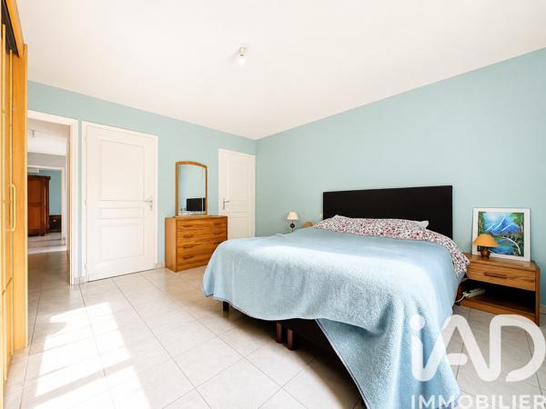Maison à vendre 5 pièces 224 m² Saint-Palais-sur-Mer