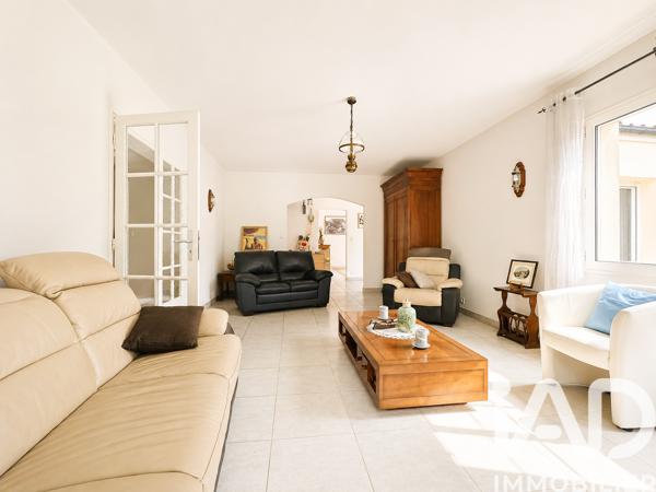 Maison à vendre 5 pièces 224 m² Saint-Palais-sur-Mer