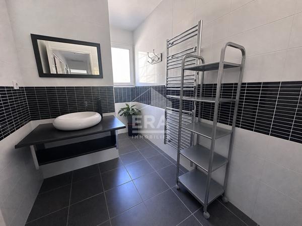 Maison Grisolles 5 pièce(s) 121 m2