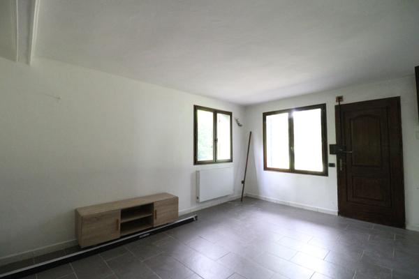 Échirolles (38130) À Vendre – Maison individuelle 160 m² à Échirolles La Commanderie – Idéale famille, investissement locatif ou