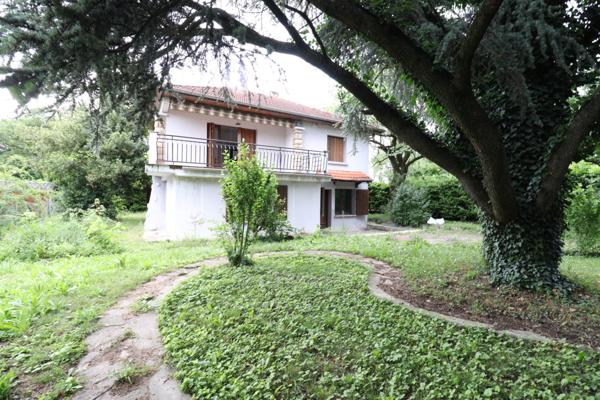 Échirolles (38130) À Vendre – Maison individuelle 160 m² à Échirolles La Commanderie – Idéale famille, investissement locatif ou