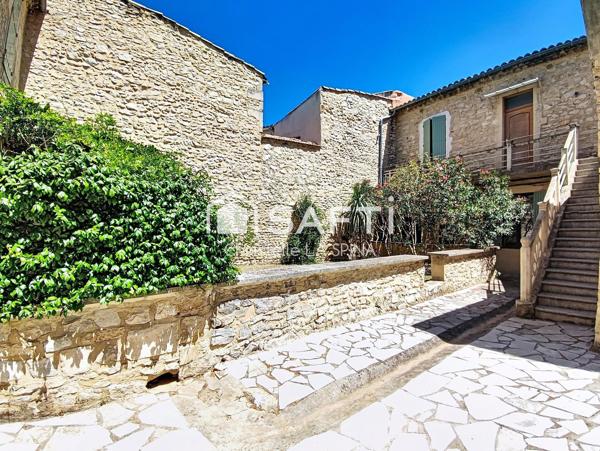 Appartement T2 avec cour commune