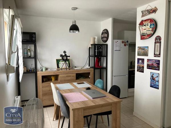 Appartement à louer 2 pièces 55.83m² Béthune (62400)