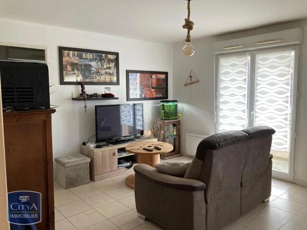 Appartement à louer 2 pièces 55.83m² Béthune (62400)