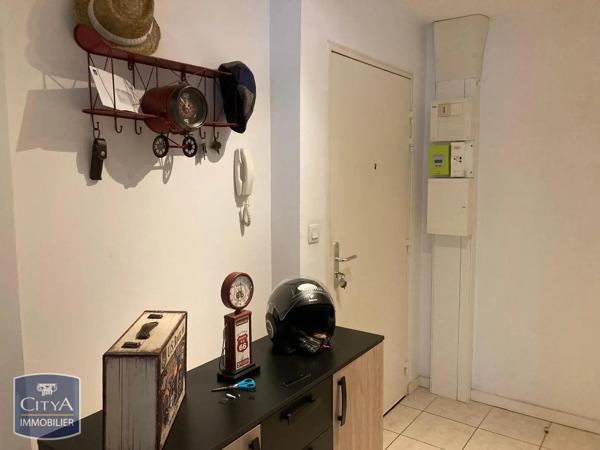 Appartement à louer 2 pièces 55.83m² Béthune (62400)