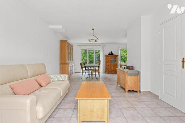 PRÉVESSIN-MOËNS – EN EXCLUSIVITÉ  Maison mitoyenne 3 chambres – Secteur résidentiel très recherché