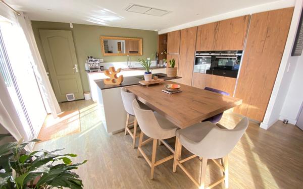 Maison à vendre    7 pièces •  Montauban