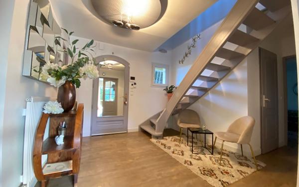 Maison à vendre    7 pièces •  Montauban