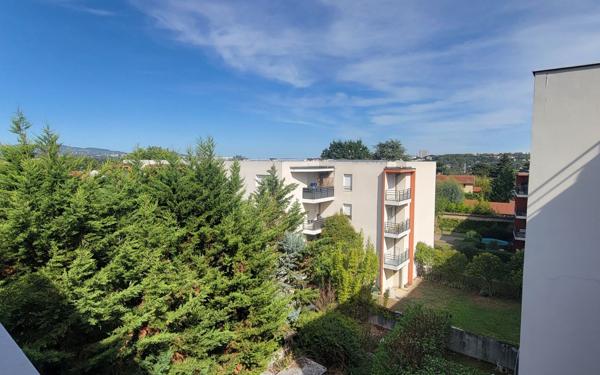 Appartement à vendre    3 pièces • 65,75 m2 Francheville