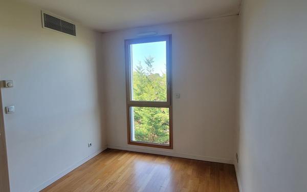 Appartement à vendre    3 pièces • 65,75 m2 Francheville